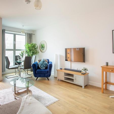 1 Bed Apartment - Redhill Central, Surrey, Gatwick #2 Exterior foto